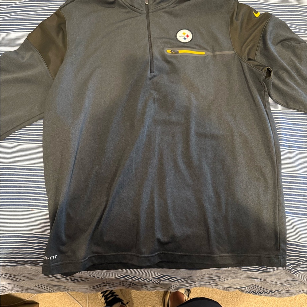 Nike Men’s Black Pittsburgh Steelers Quarter-Zip Pullover